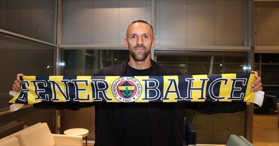 Fenerbahçeye Vedat Muriqiden iyi haber