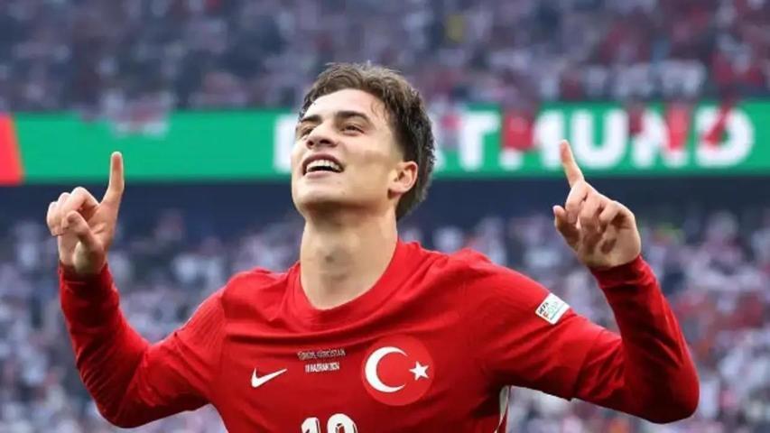 MİLLİ MAÇ CANLI İZLE: Dünya Kupası Türkiye Paraguay Maçı TRT 1 Şifresiz Canlı Yayın Bizim Çocuklar Kader Maçında