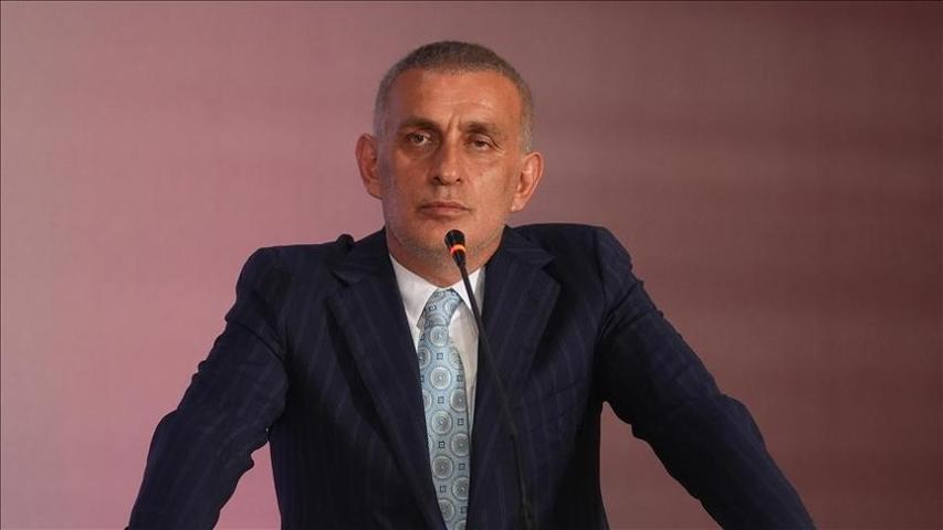 İbrahim Hacıosmanoğlundan Montella sözleri: Yolda bulduklarımızla asla değişmeyiz
