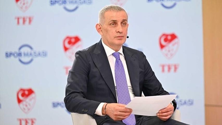 İbrahim Hacıosmanoğlundan Montella sözleri: Yolda bulduklarımızla asla değişmeyiz