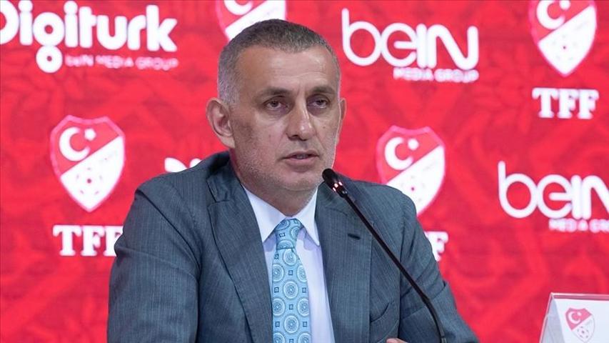 İbrahim Hacıosmanoğlundan Montella sözleri: Yolda bulduklarımızla asla değişmeyiz