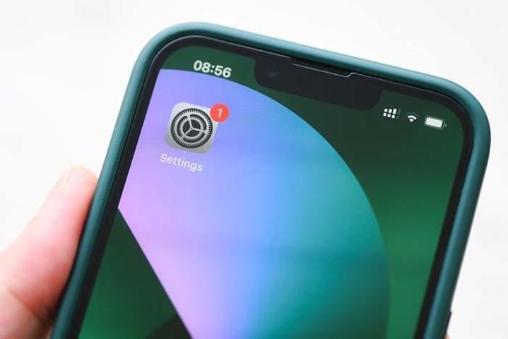 iPhone Kullanıyorsan BUNU MUTLAKA BİLMELİSİN iPhone’daki Gizemli (Sarı, Yeşil) Noktaların Sırrı Ortaya Çıktı... Telefonunda Yanıyorsa...