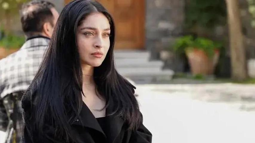 Yaza damga vurdu Güller ve Günahların Zeynepi Cemre Baysel fit haliyle dikkatleri üzerine çekti