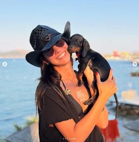 Tara De Vries Kendini Rüzgara Bıraktı: Yaz Keyfi Fethiye’de Başladı