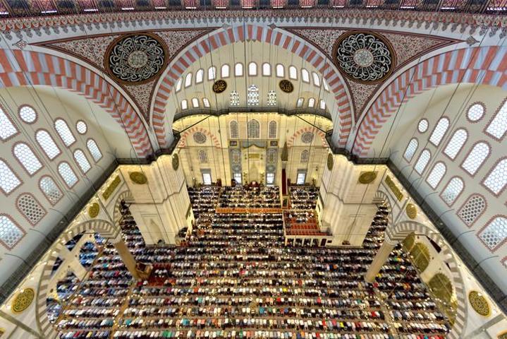 CUMA SELASI ZAMANI 31 TEMMUZ: Cuma Selası Ne Zaman Başlar Cuma Selası Neden Okunur Cuma Namazı Öncesi Okunan Sela Ne Anlama Geliyor