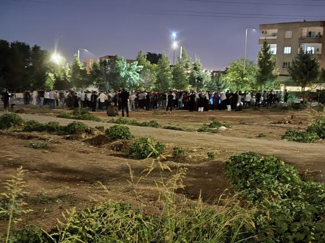Mezarlıkta dehşet dolu anlar Aynı aileden 3 kişi öldü