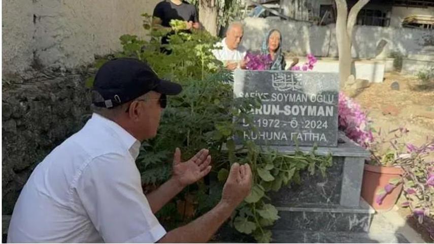 Safiye Soyman Oğlu Harun Akaröz’ün Mezarında Gözyaşlarına Boğuldu: “Bu Acı Hiç Sönmüyor”