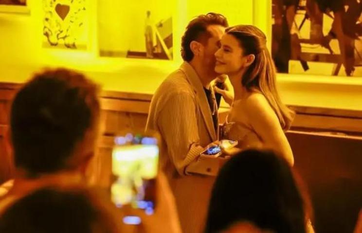 Beren Saat ile Kenan Doğulu Evliliklerinin 12. Yılını Kutladı Romantik Mesaj Dikkat Çekti