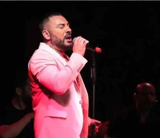 Rober Hatemo çocukluk travmasını anlattı: Babam ayağını ağzıma soktu