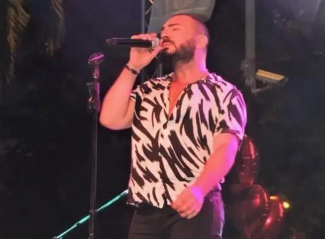 Rober Hatemo çocukluk travmasını anlattı: Babam ayağını ağzıma soktu