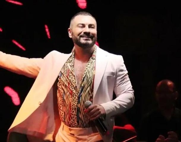 Rober Hatemo çocukluk travmasını anlattı: Babam ayağını ağzıma soktu