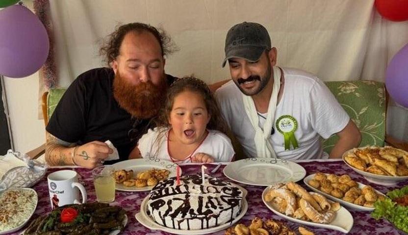 Evinde ölü bulunmuştu MasterChef şampiyonu Eren Kaşıkçının cenazesi memleketi Tokatta toprağa verildi