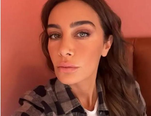 Sıla, İlker Kaleli ile Aşkının Nasıl Başladığını Anlattı: “İlk Buluşmaya Valizle Gittim”