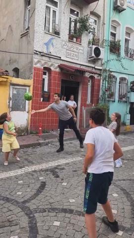 Balatta Haysiyet Maçı Doğukan Güngör Çocukları Kırmadı... İşte O Anlar