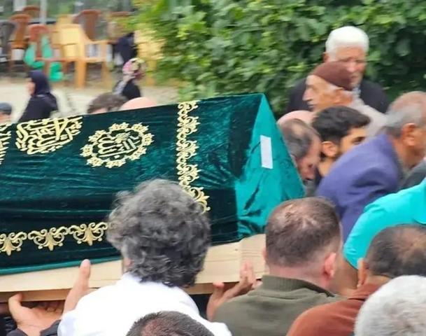 Şef Somer Sivrioğlu Eren Kaşıkçıyı Duygusal Bir Paylaşımla Bir Kez Daha Andı O Kare Yürekleri Yaktı