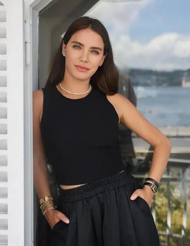 5 YAŞINDAN BERİ SETLERDE Ceyda Ateş’ten Sektöre Sert Eleştiri: “Takipçi Sayısı Oyunculuğun Önüne Geçti”