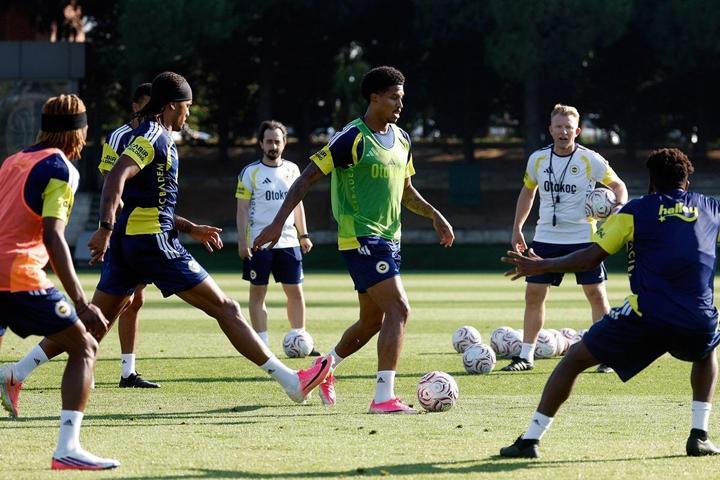 Fenerbahçe, Sturm Graz maçına hazırlanıyor