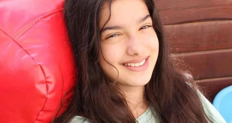 Kübra Süzgün Gözyaşları İçinde “Beni ve Ailemi Çetelere Yem Ettiler” Demişti Özge Özpirinçci Sessizliğini Bozdu İşte O Açıklama