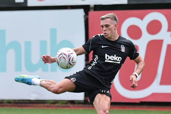Beşiktaş’ta Leandro Trossard, mesaiye başladı