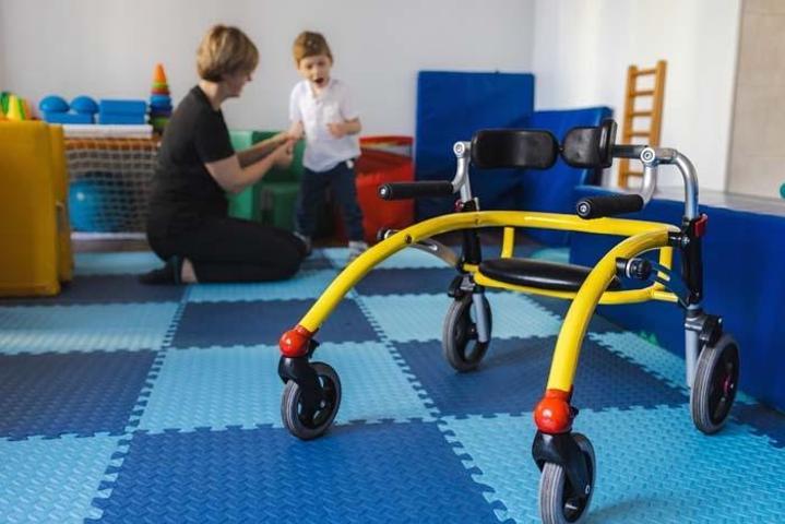 BEYİN FELCİNDE ERKEN TEŞHİS ADIMI: Kan Testi ve Yapay Zeka Birleşiyor Beyin Felci Riskini Doğumdan Hemen Sonra Ortaya Çıkarabilir