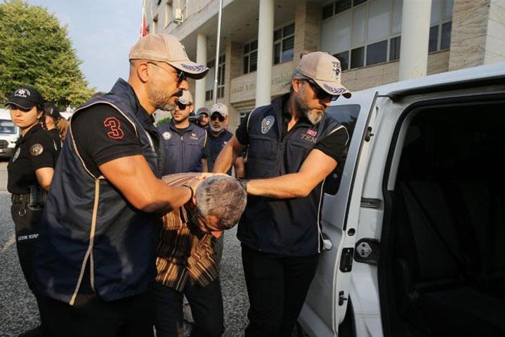 Suikast timinin tek firarisiydi: FETÖcü terörist yakalanınca itiraf etti: Saldırıda ateş açtım