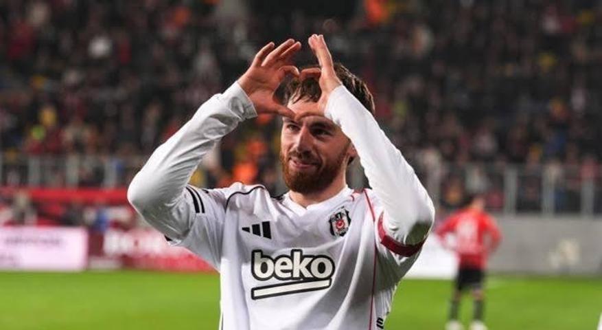 HRADEC KRALOVE - BEŞİKTAŞ MAÇI KAÇ KAÇ BİTER Yapay zekadan UEFA Avrupa Ligi 3. eleme turu karşılaşması için sürpriz skor tahmini