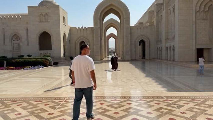 Mert Öztürkten Cesur Tadım: Vietnamda Yılan Yedi