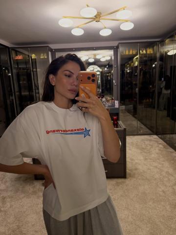 Eşref Rüyanın Nisanıydı Demet Özdemir sanal medyayı salladı: Delirirsin güzelliğe bak