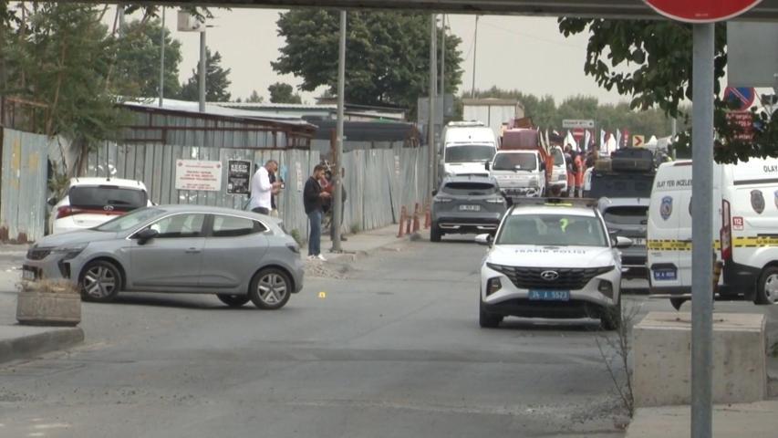Polise bıçaklı saldırı Ayağından vurulup etkisiz hale getirildi
