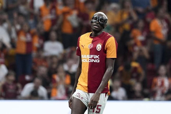 Galatasaray’dan transfere net rest: Osimhen satılık değil