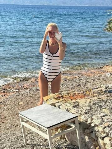 Bettina Machler Şov Yaptı Hem İskeleden Hem Tekneden Denize Atladı