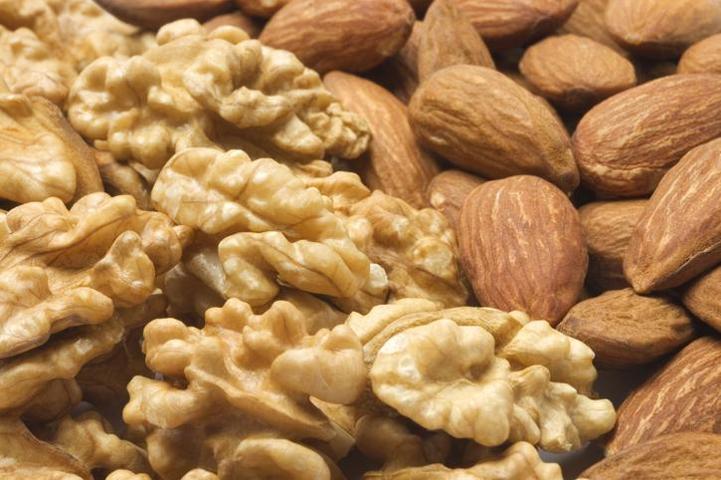 Saçların Hızla Uzamasına Yardımcı Olan 5 Besin Kökleri Güçlendiriyor Protein, Demir, Çinko, Biotin, B12…
