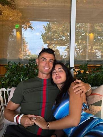 Cristiano Ronaldo ile Georgina Rodriguez evlendi 10 yıllık birliktelikte mutlu son