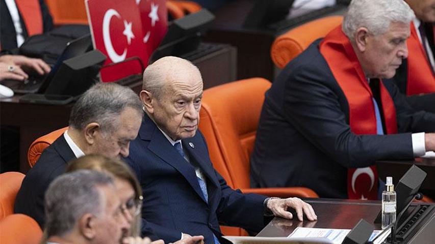 Partilerin oy dağılımı belli oldu 12 saat süren tarihi oturumdan detaylar: Zılgıt sesleri ve alkışlar