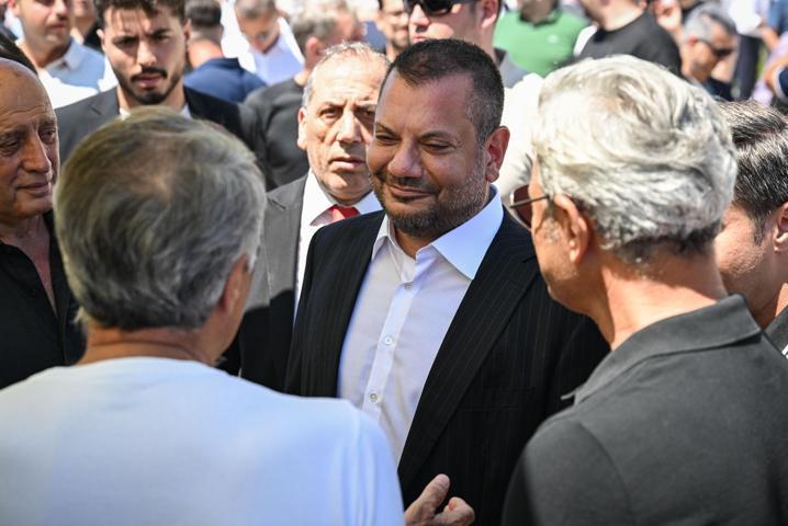 Teknik direktör Abdullah Avcının vefat eden annesin cenazesi defnedildi