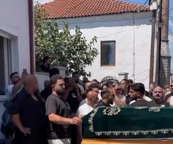 ARABESKİN KRALİÇESİ CANSEVERE KUZEY MAKEDONYADA SON VEDA Cenazesinde gözyaşları sel oldu