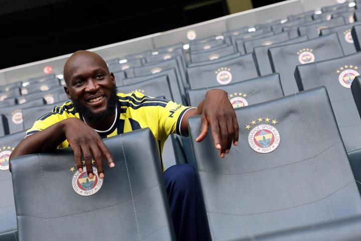 Fenerbahçe’de Romelu Lukaku için imza töreni gerçekleştirildi: Türkiye benim ikinci evim