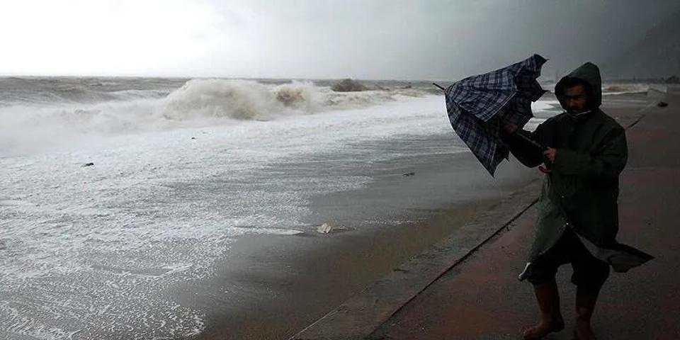 PAZAR GÜNÜ PLAN YAPANLAR DİKKAT Meteorolojiden 11 il için sarı alarm Kuvvetli yağış ve rüzgar geliyor