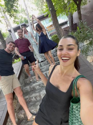 Hande Erçelden olay tatil pozları DÜNYA GÜZELİ