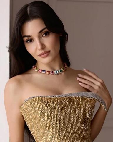 Hande Erçel’den Olay Paylaşım “Suç Ortaklarım” Dedi, Takipçileri Kayıtsız Kalamadı