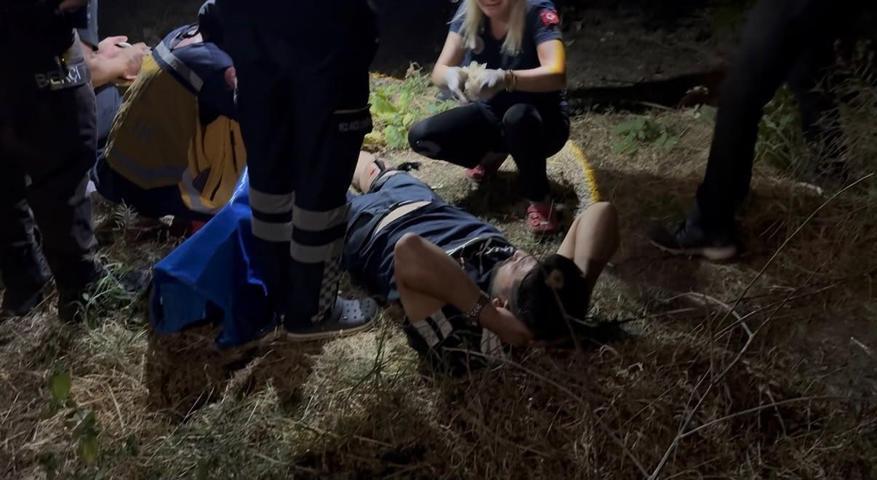 Ormana götürdükleri genci, silahla bacağından yaralayıp kaçtılar