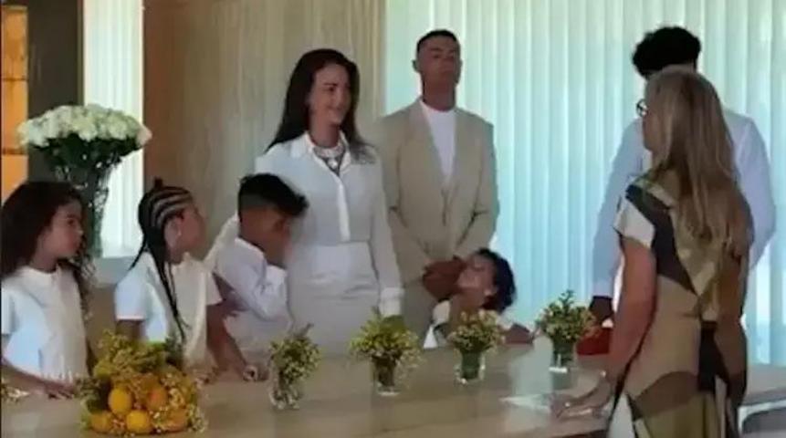 Dünya bu görüntüleri bekliyordu Ronaldo ve Georgina’nın gizli düğününden ilk kareler O anlar gündem oldu