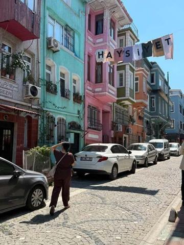 Haysiyetin Doğduğu Semt Balat Sokaklarında Haysiyet Yazıyor