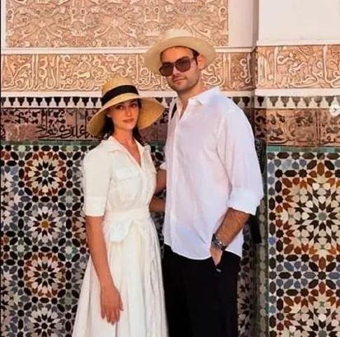 Esra Bilgiç ile Faruk Sabancı’dan romantik paylaşım Aşkları doludizgin sürüyor
