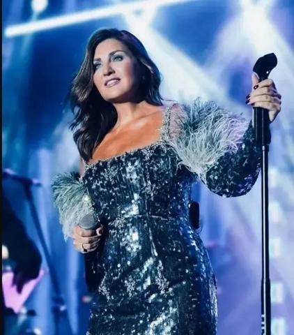 Sibel Can’ın son hali sanal medyayı ikiye böldü Sahne görüntüsü gündem oldu