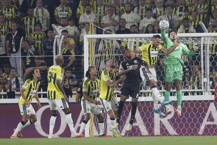 Fransız medyası, Fenerbahçenin kahramanı Greenwooda bir kez daha hayran kaldı