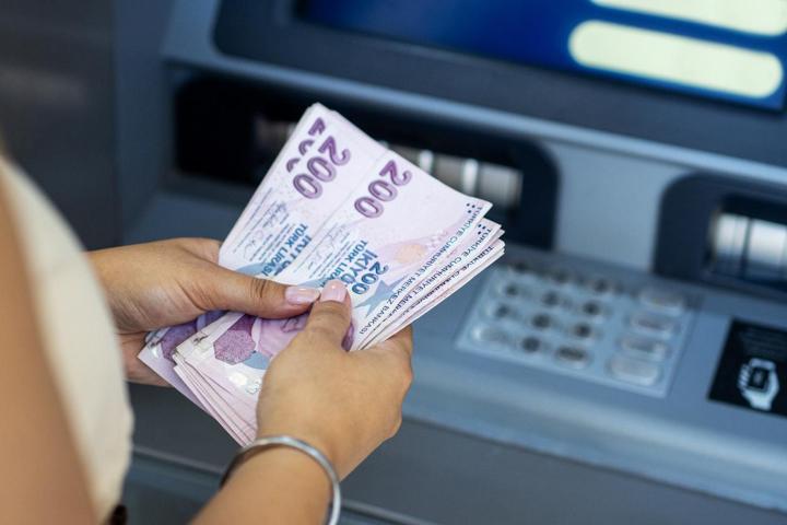 Evlilik kredisinde kapsam genişledi: Çocuk sahibi olana ek kolaylık İşte başvuru şartları