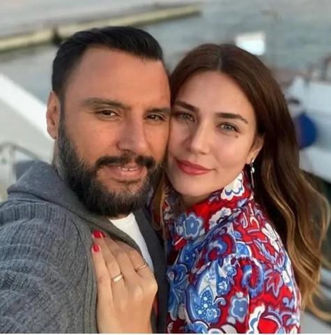 Alişan çocuklarıyla tekne tatilinde Eliz ve Burak’la keyifli anlar