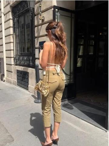 Melisa Aslı Pamuk’tan Paris pozları Fit hali dikkat çekti