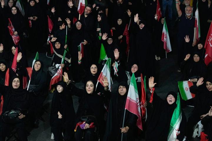 Körfezde önemli gelişmeler BAE kararını duyurdu, İrandan yeni uyarı geldi: ABDye destek vermeyin